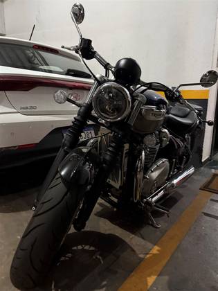 TRIUMPH BONNEVILLE SPEEDMASTER 